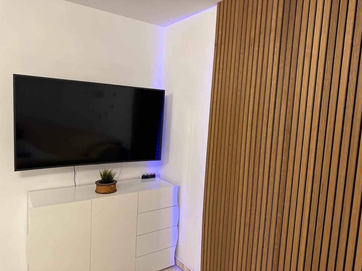 Souterrain Fewo, Europapark, Netflix, 2Xtv Apartment Mietersheim Exterior photo